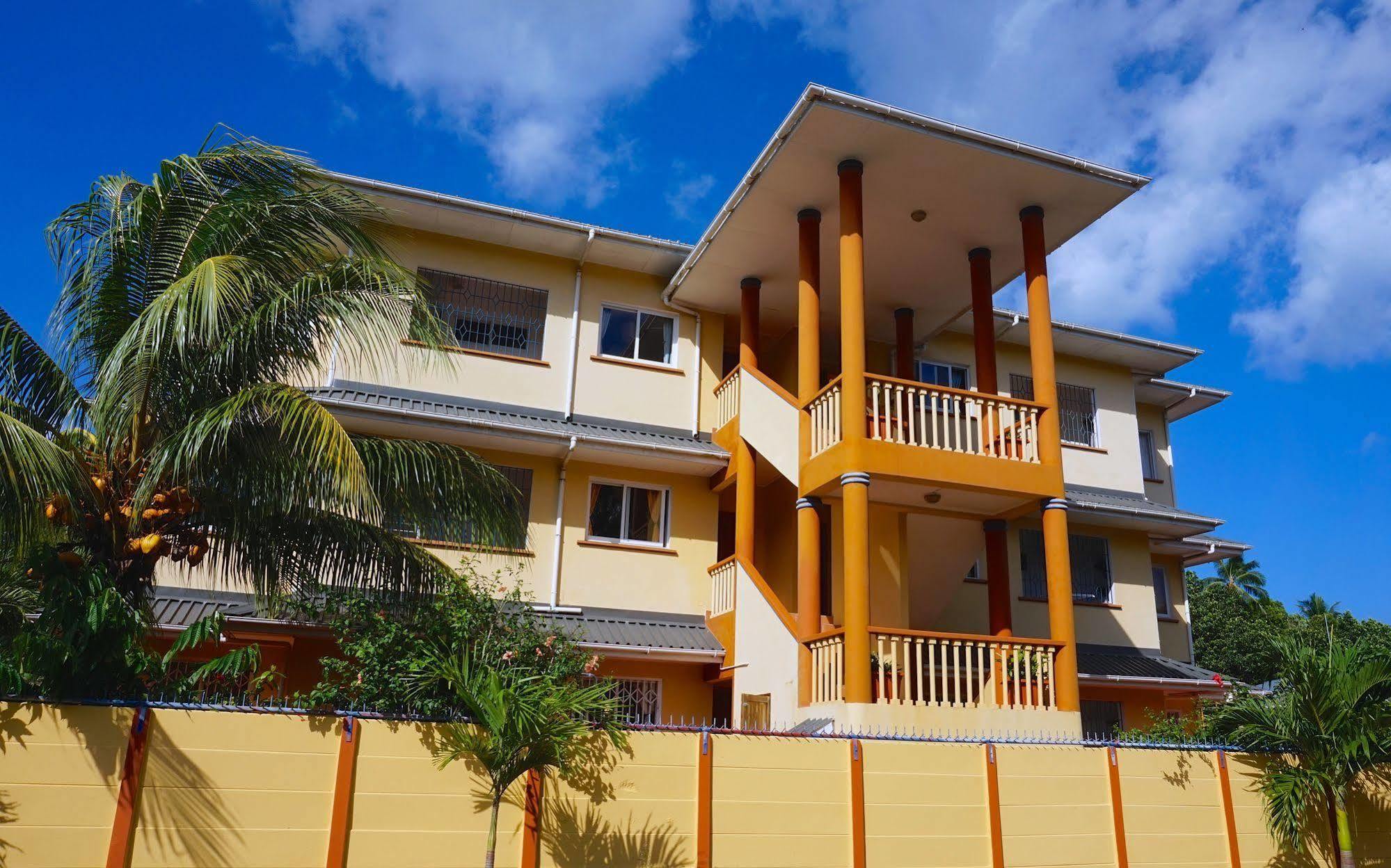 Apartahotel La Therese Anse Royale