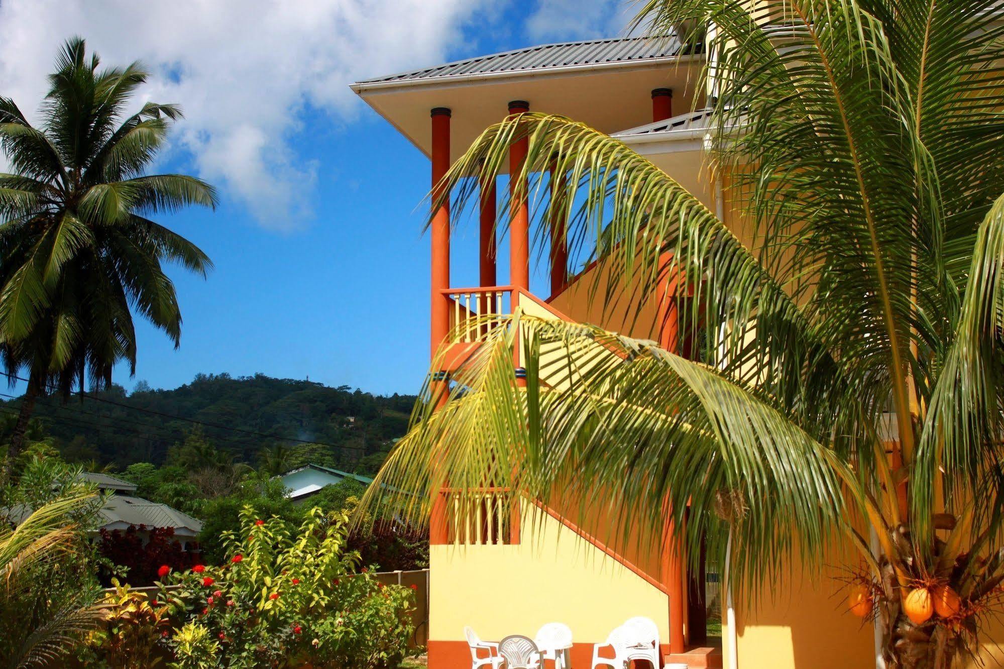 Apartahotel La Therese Anse Royale