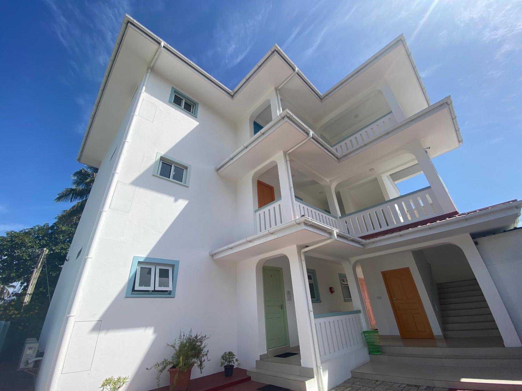Apartmanhotel La Therese 3*
