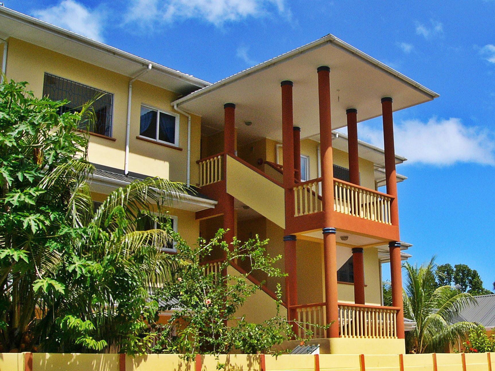 Aparthotel La Therese 3*